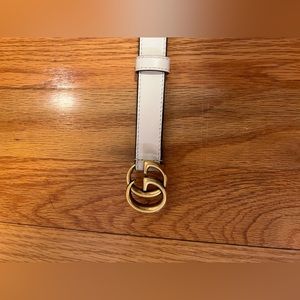 Gucci Leather belt with Double G buckle